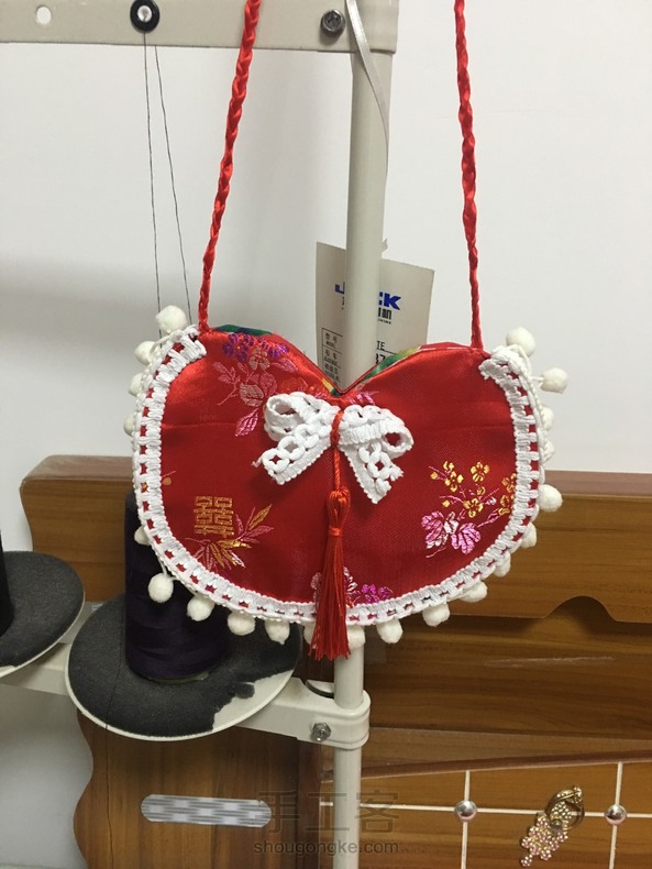 配中式过年棉马甲爱心包包
