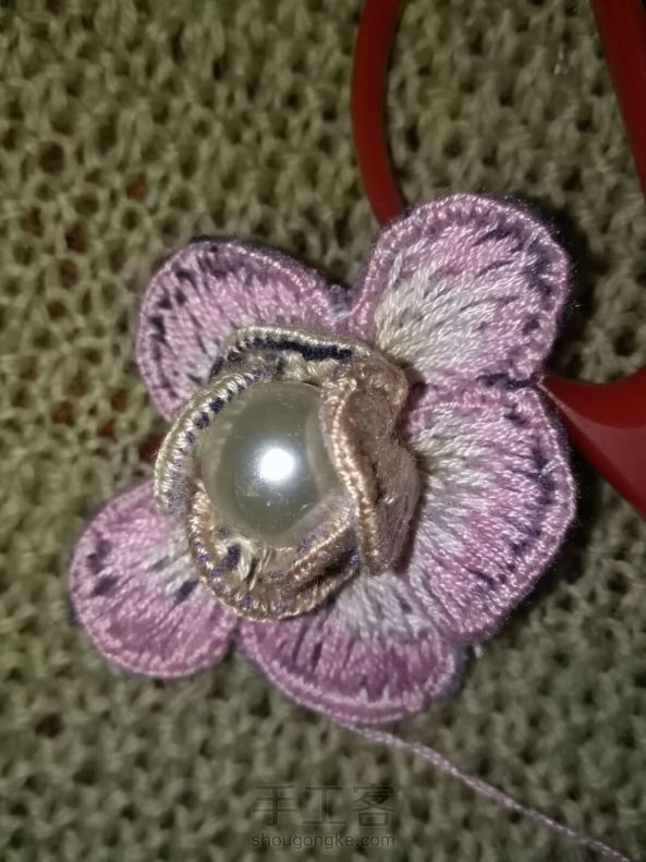 粉色刺绣立体小花🌸的制作