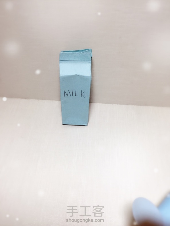牛奶盒笔筒