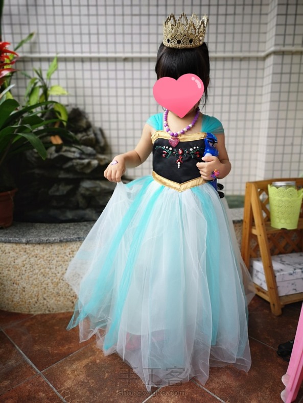 儿童节给女儿亲手做的公主裙