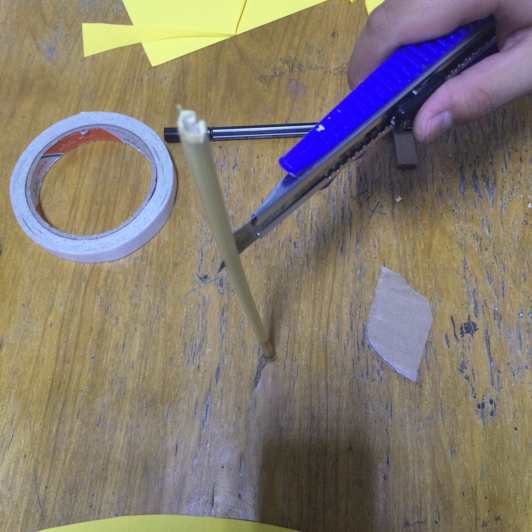 纸板飞机制作教程 第7步