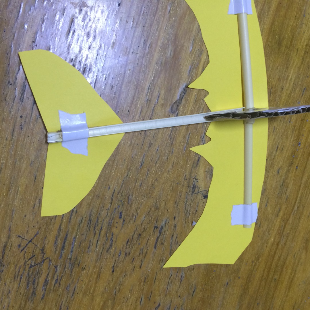 纸板飞机制作教程 第22步