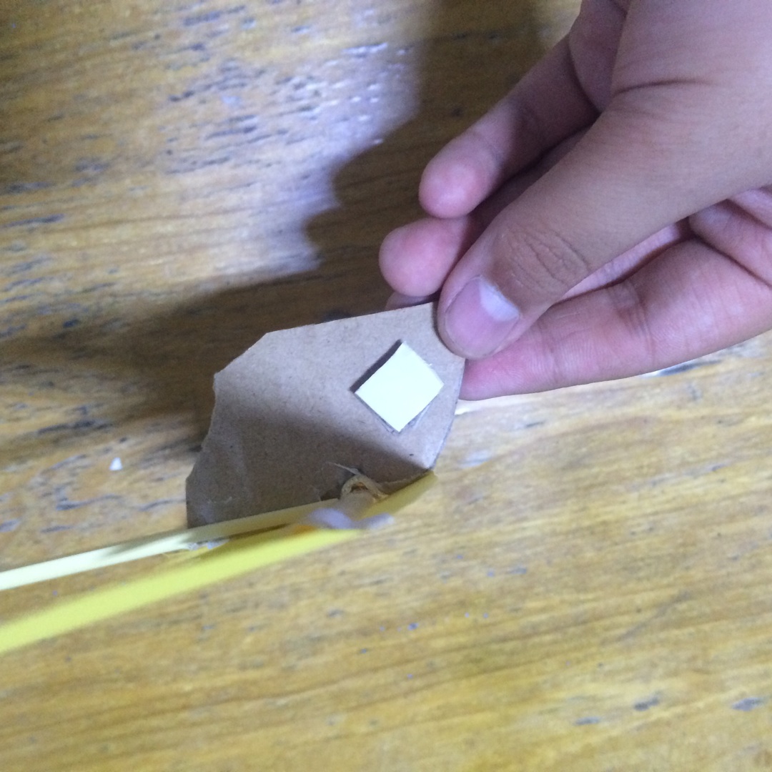 纸板飞机制作教程 第23步
