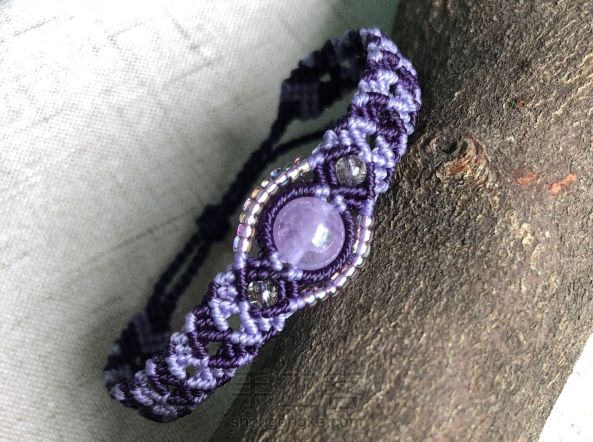 一款紫色斜卷结手链