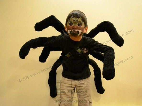 DIY万圣节儿童黑蜘蛛装饰手工教程