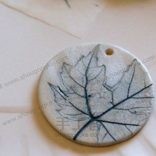 森女范叶型粘土项链手工教程