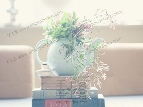 【新奇插花教程】如何在茶壶里养鲜花