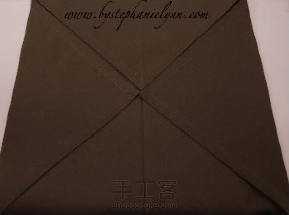 餐巾纸折花教程:餐巾布餐巾纸的中式折法