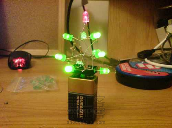圣诞树般漂亮的LED小灯DIY图解