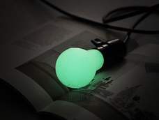 DIY不插电的夜光灯泡