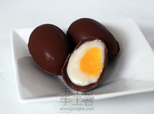 厨房自制巧克力彩蛋  