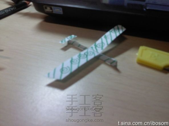 迷你滑翔机:让纸片飞一会儿