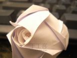 修改版手工折纸川崎玫瑰的折法