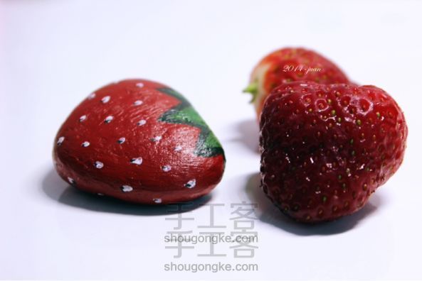 手绘石头：草莓