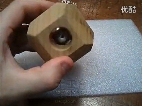 【视频】[转]解密如何将钢珠球放入一个木制立方体