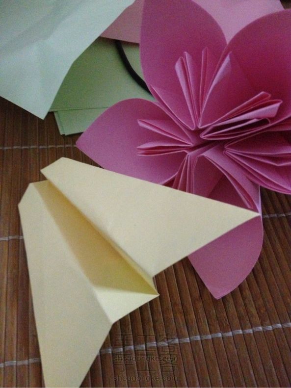 世界上最简单的折纸---纸飞机「晓木」