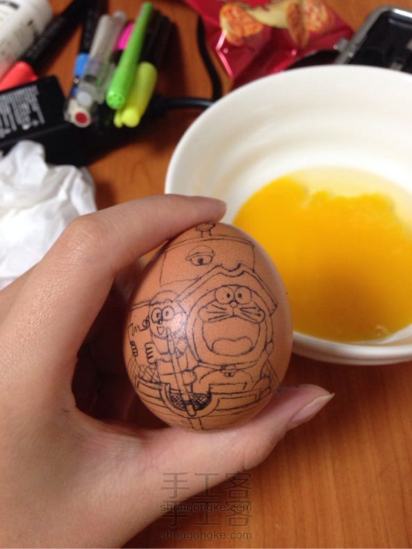 鸡蛋作画涂鸦