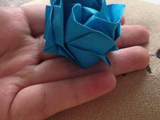 手工折纸--川崎玫瑰。浓浓的爱意。