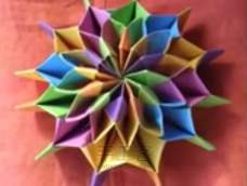 折纸烟花可以像烟花展开。