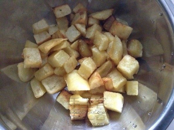 香炸土豆粒:切好一炸零失误