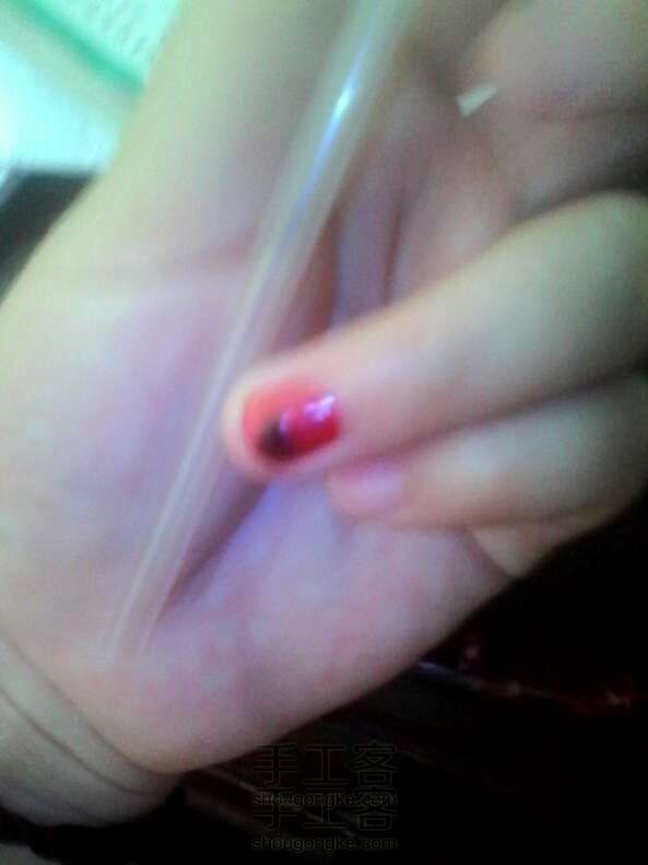 ［零基础］给指甲穿上美丽的衣服。