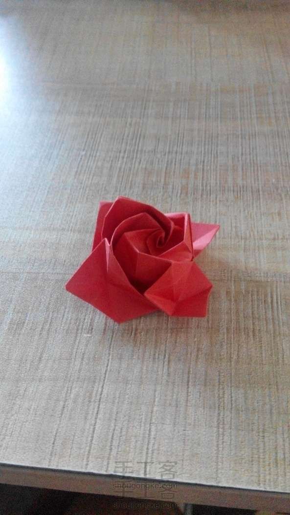 美美纸玫瑰花。