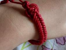 简单漂亮的红绳手链 中国结手绳教程