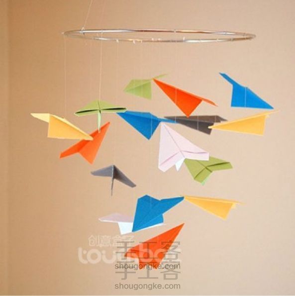 周末闲暇时光——12种方法教你折出童年的纸飞机