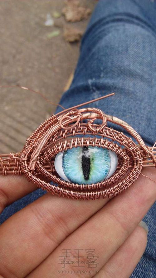 创意DIY 【绕线の首饰】眼睛毛衣链 第8步