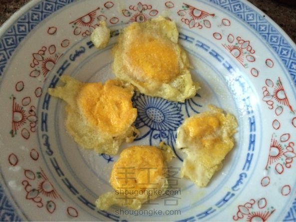 神奇!教你用1个蛋做出4个蛋!美食教程
