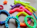 橡皮筋手链简单编法