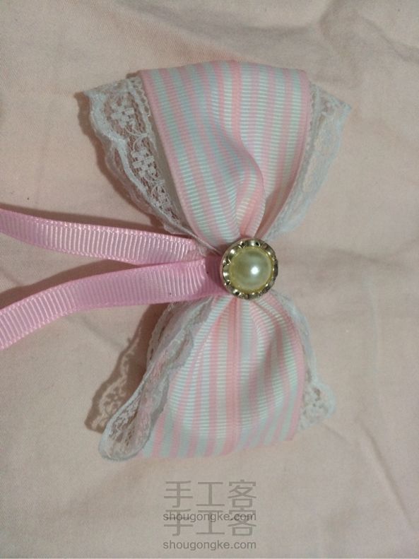 粉色蝴蝶结发饰制作方法