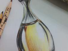 彩铅绘Dior香水瓶
