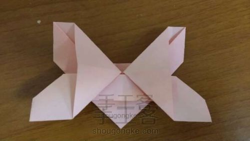 蝴蝶折纸教程 第9步