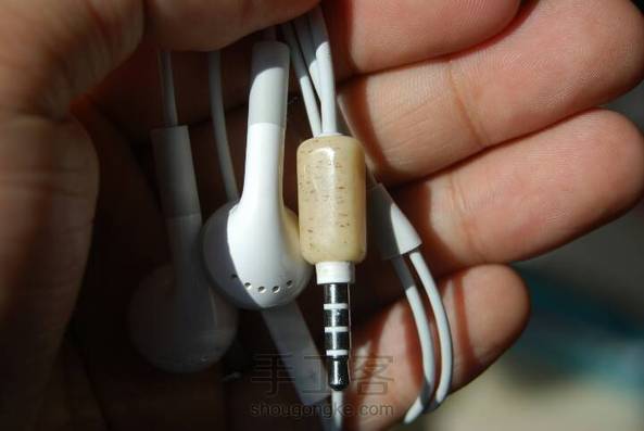 重傷不死.必有厚福的~被牛骨擁抱了的蘋果耳機 牛骨教程