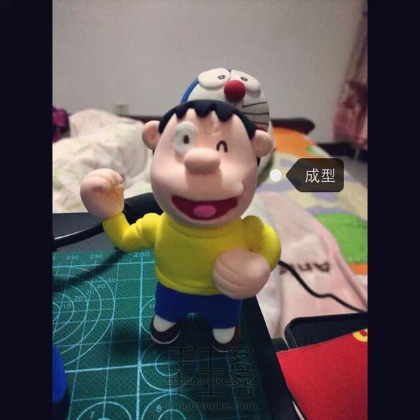 哆啦A梦胖虎粘土制作