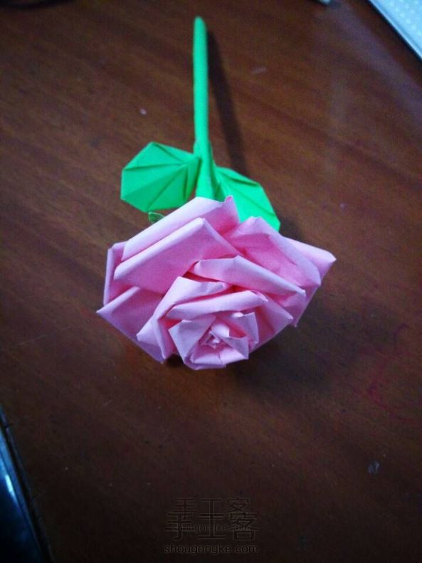 超简单纸玫瑰折纸教程