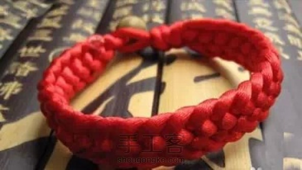给自己编织一条红绳手链，戴着能转运！