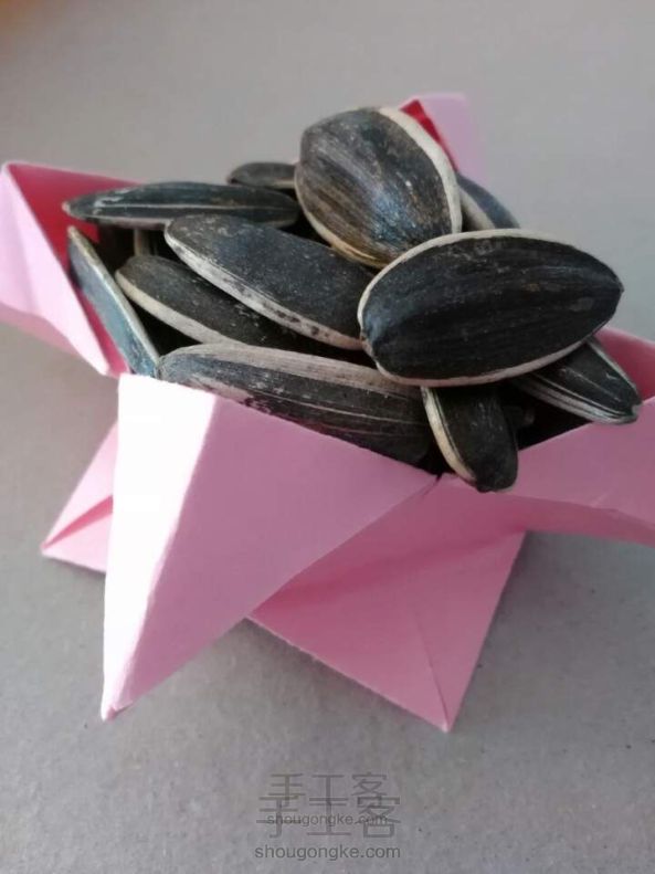 折纸 瓜子盒
