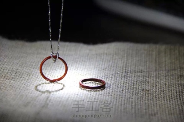 新年快乐  送给自己的礼物情侣戒指  木戒指
