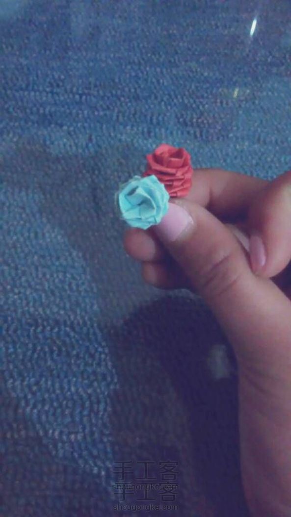 小小纸玫瑰