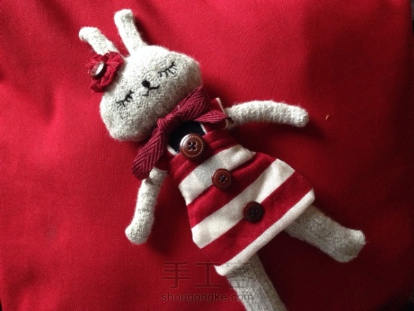 旧毛衣改造兔子玩偶