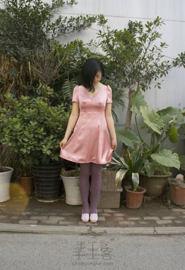 桃花朵朵~虾粉色连衣裙