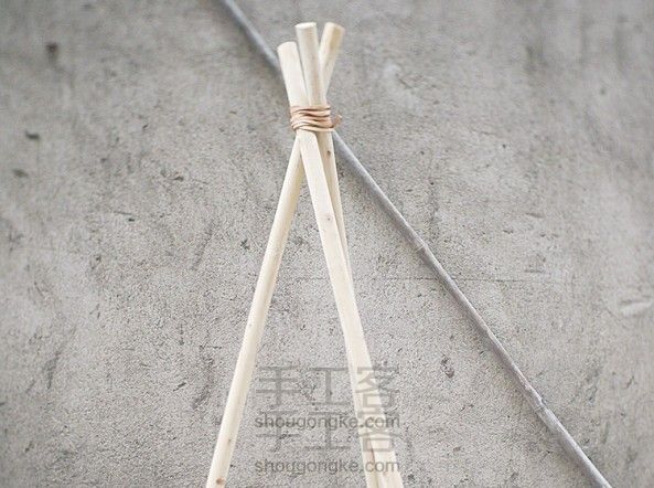 教你20元自制家居实用粗矿实木中衣架!!