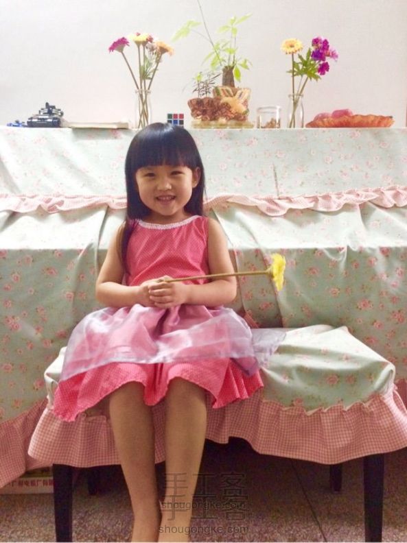 五歲小女孩的連衣裙