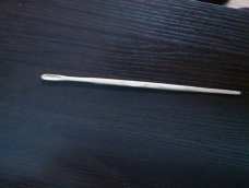 经常会有用了一段时间的筷子被废弃，但它又结实得断不了，为什么不改造成其他东西加以利用呢？