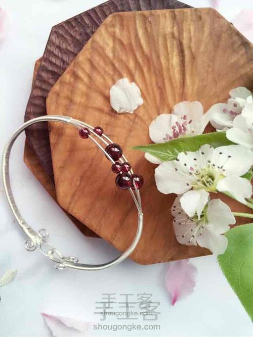 许诺 石榴石与银的缠绵游戏 第19步