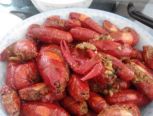 爱吃小龙虾的朋友想吃自己做的干净卫生的小龙虾来看看吧！