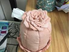 唯美的玫瑰花纸巾盒