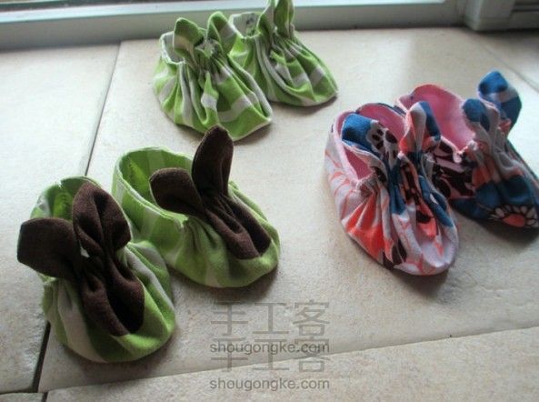 婴儿兔兔鞋(简单作)